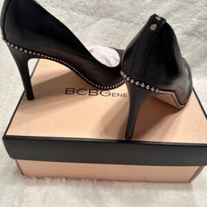 black pumps